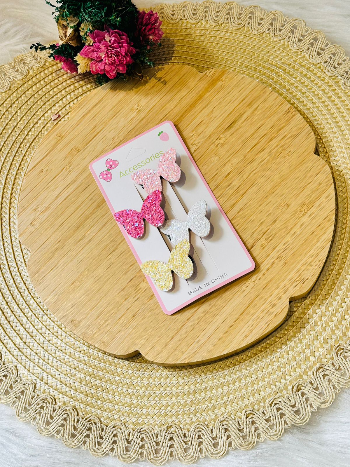 110 - 4 barrettes Suzane