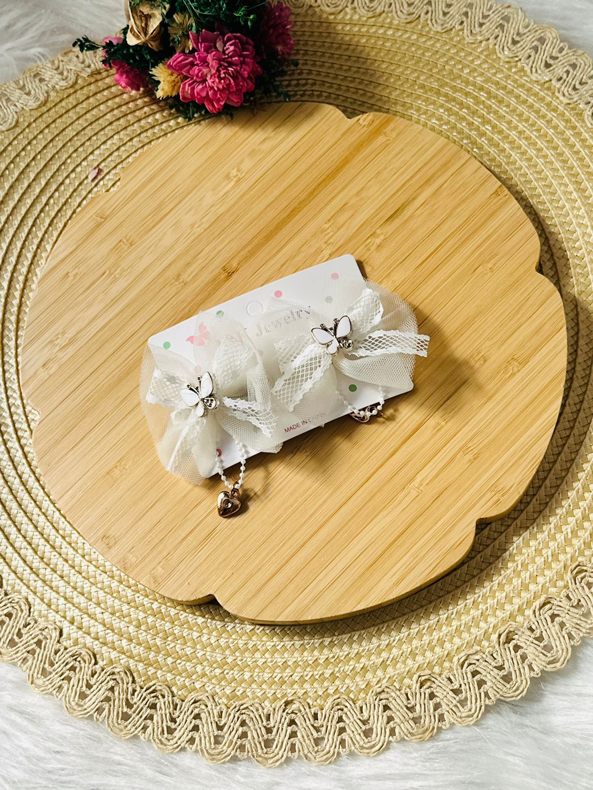 114 - Duo de barrettes Ivory